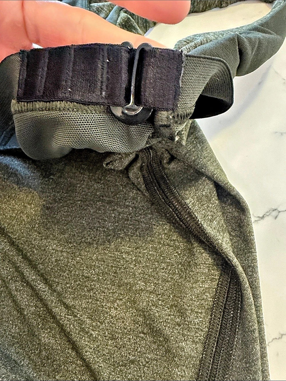 Lululemon Amala Tank in Heathered Gator Green | Size 6 - Picture 4 of 4
